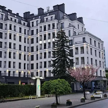 Lux * Truskavets